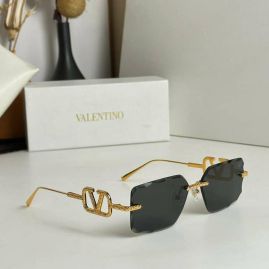 Picture of Valentino Sunglasses _SKUfw54107406fw